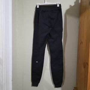 ALO Yoga Kids Black Jogger Sweatpants Used Size XXS